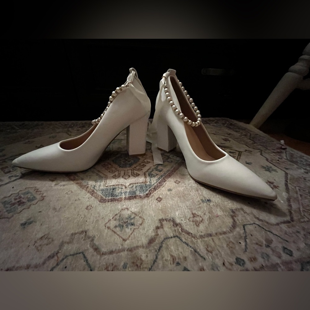 Elegant White Pearl-Embellished Women's Heels
